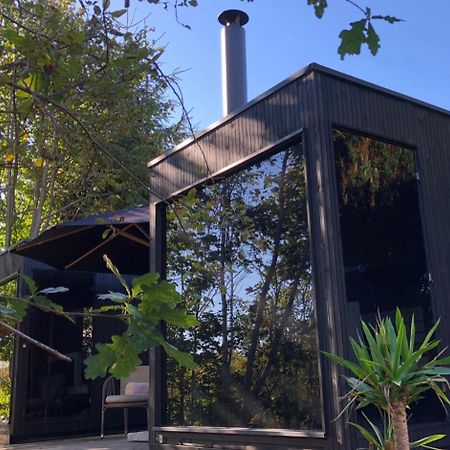 Chalet Holmen Uddevalla Exterior photo