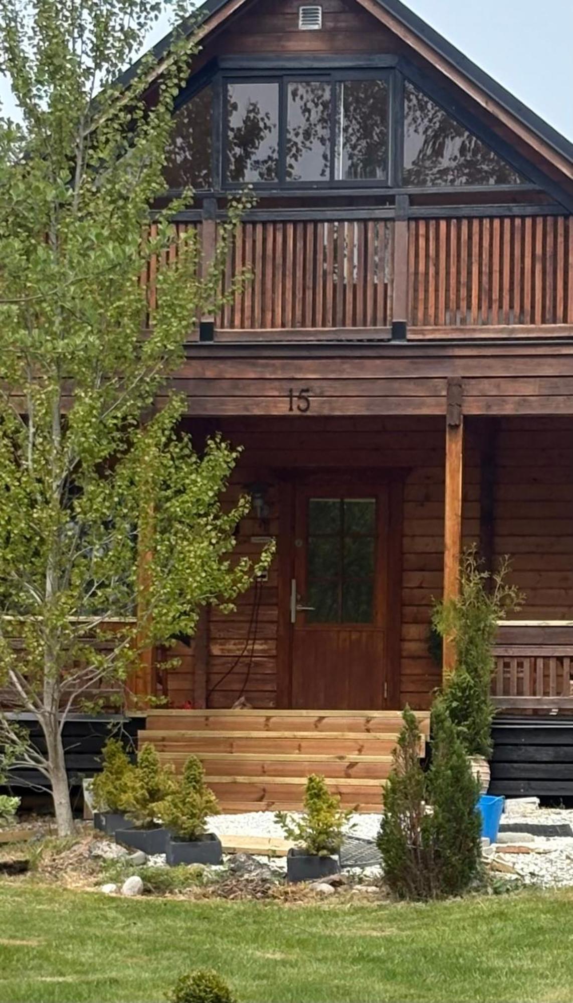Chalet Holmen Uddevalla Exterior photo